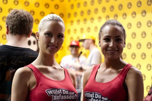 Обо всем - GamesCom 2011 Booth babes